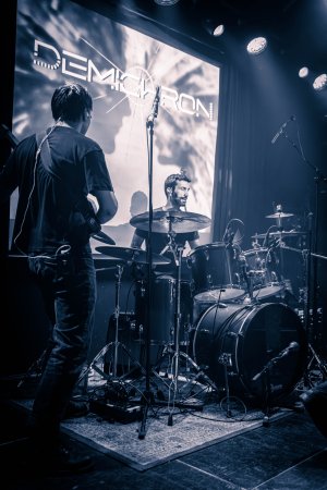 demichron smoll-20.JPG