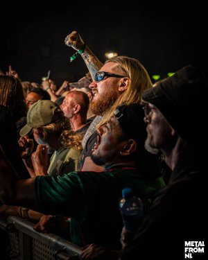 Stonehenge 2026 - Crowd Shots - Color - Smoll-49.JPG